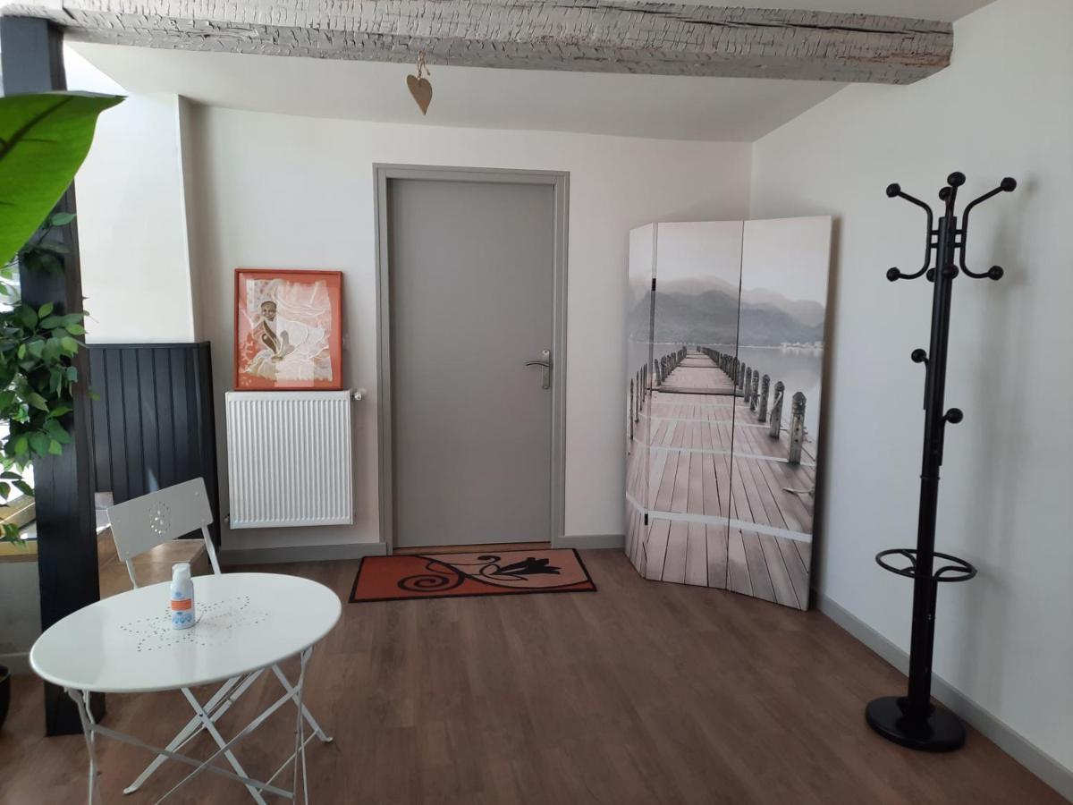 Grand Appartement Tout Confort Proche De Chambord Saint-Claude-de-Diray Екстериор снимка